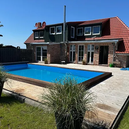 Feriehus Huus Ant Diek, Luxus In Deichnaehe, Erdgeschosswohnung Mit Pool *