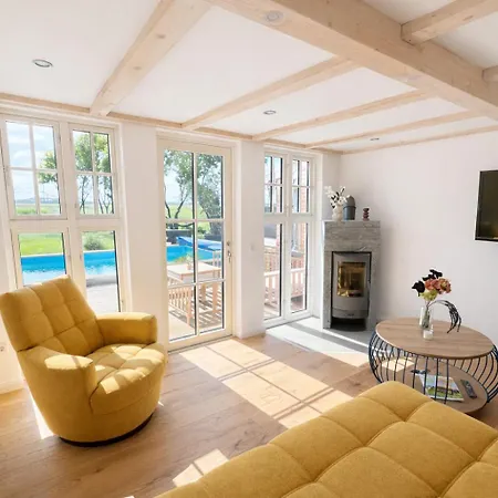 Huus Ant Diek, Luxus In Deichnähe, Erdgeschosswohnung Mit Pool * Norden