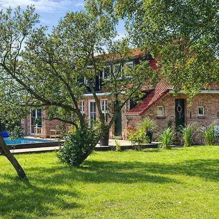 Huus Ant Diek, Luxus In Deichnähe, Erdgeschosswohnung Mit Pool * Norden
